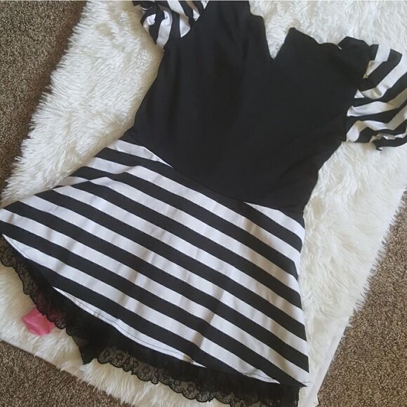 Pirate Halloween Costume Size Medium - Picture 4 of 8